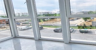 Панорамное остекление балкона Тольятти цена от 11 тыс. руб. м/п.